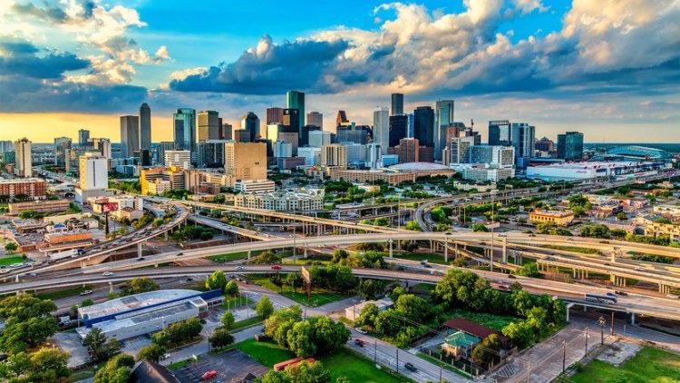Why Avelo Flights to Houston Are Gaining Popularity