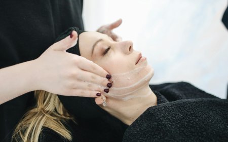 Best Skin Moisturizer Cream for Dry and Sensitive Skin