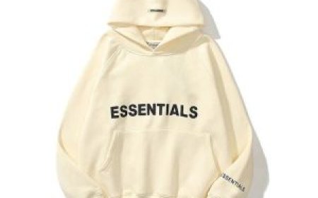 Essentials Zip-Up Hoodie – Versatile and Stylish Wear