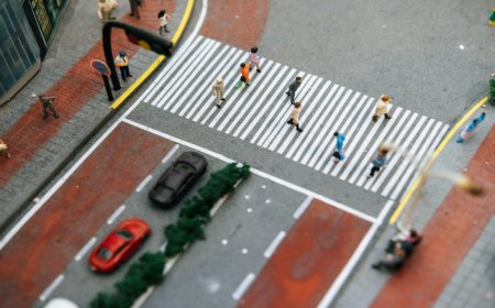 Smart Traffic Signal Violation Detection for Safer Cities