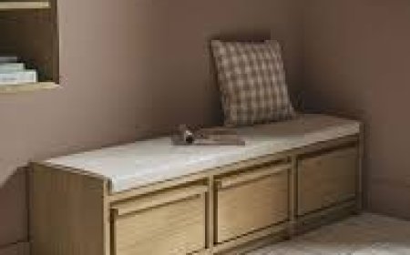 Lightweight vs. Heavy-Duty Storage Benches