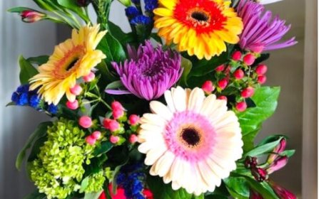 Gifting Made Gorgeous: How Calgary Florists Make Every Delivery Special