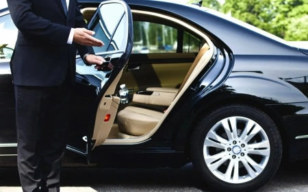 Reliable Chauffeur Travel Services in Longueuil